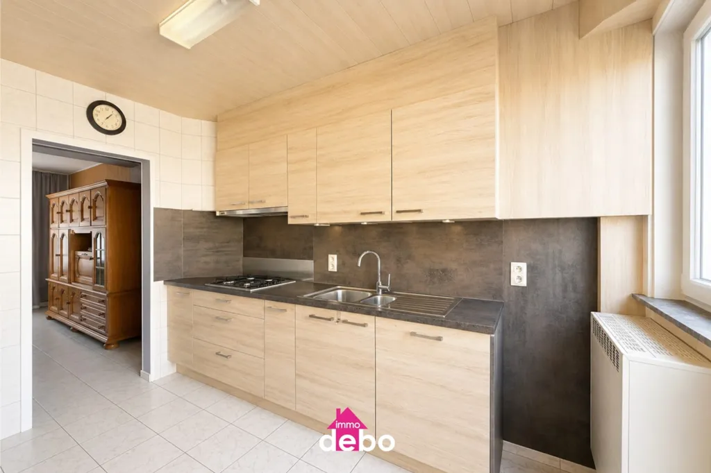 Cuisine - Maison Familiale avec Garage Spacieux à Ostende