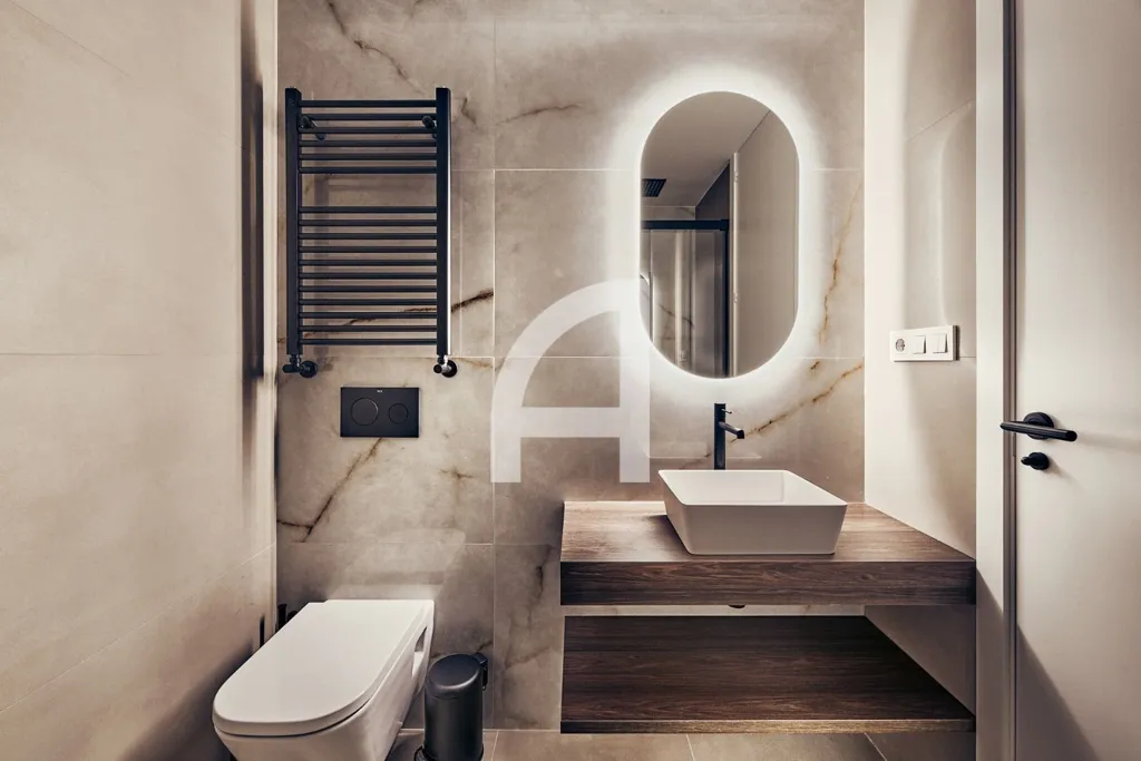 Vannitoad - Furnished Flat with Lift in Madrid