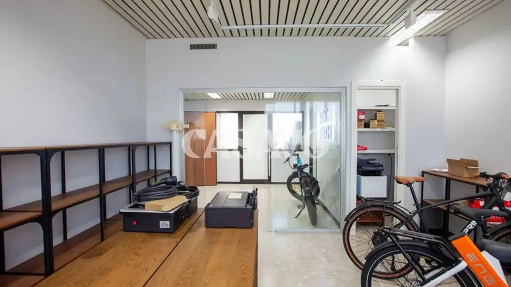 Kabinet - Dual-Use Apartment with Panoramic Terrace in Milan