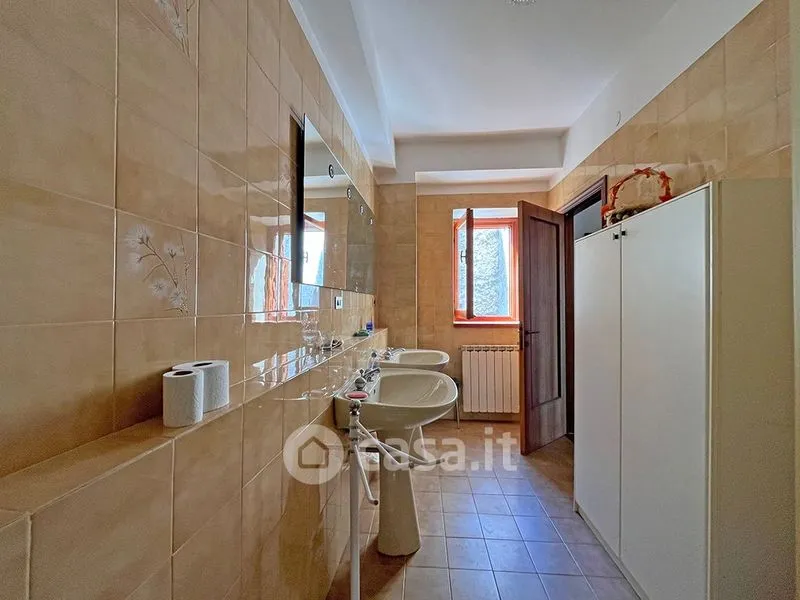 Salles de bain - Terraced House with Mountain View in Barisciano