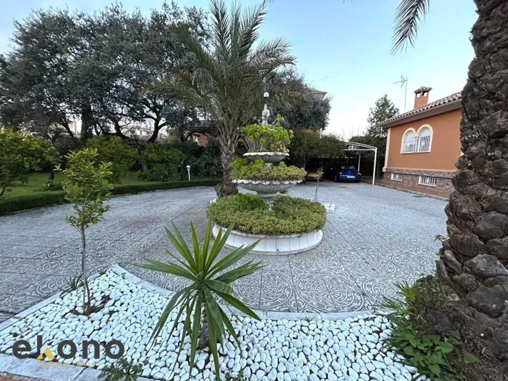 Välivaade - 7-Bedroom House with Pool in Cordova