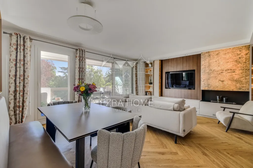 Soggiorno - Apartment with Park View in Levallois-Perret
