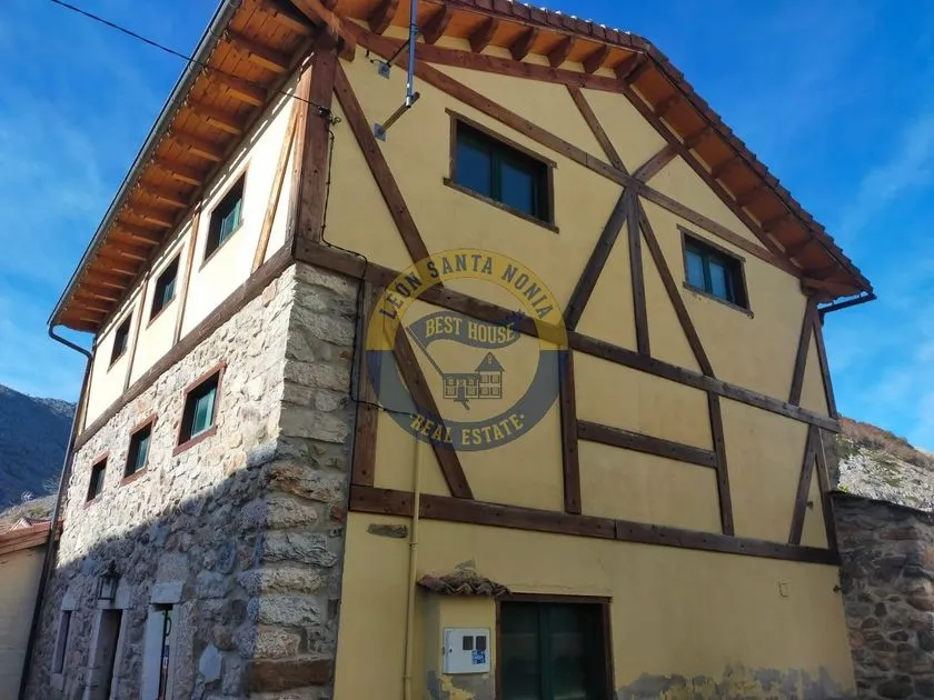 Extérieur - Restored Chalet with Rustic Charm in León