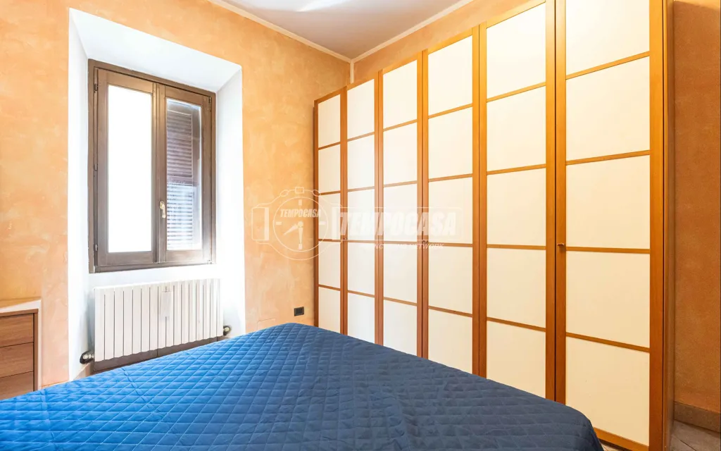 Camere da letto - Bright Trilocale with Loggia in Bosisio Parini