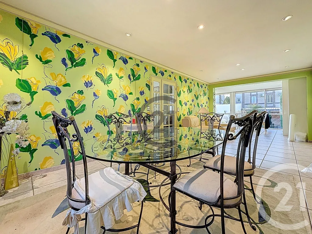 Salle à manger - Maison avec Deux Bâtiments à Sainte-Savine