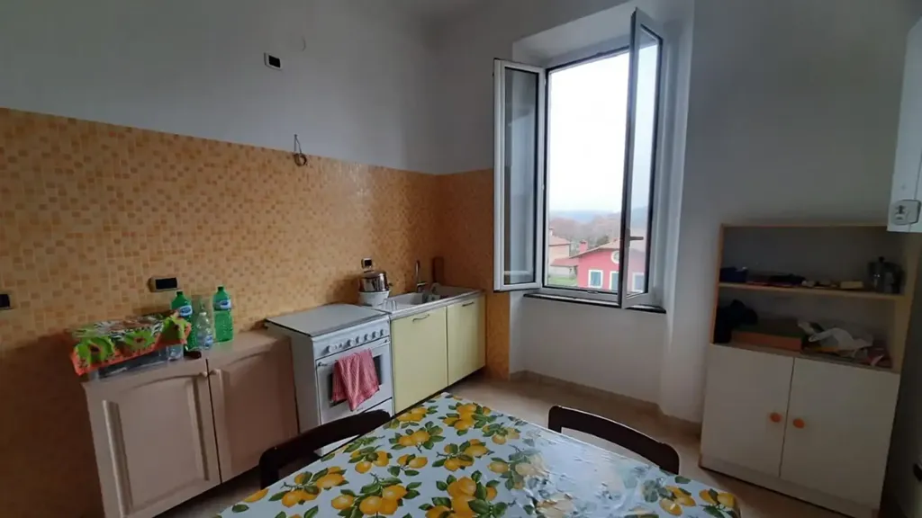 Cuisine - Fully Renovated Apartment with Balcony in Ovada