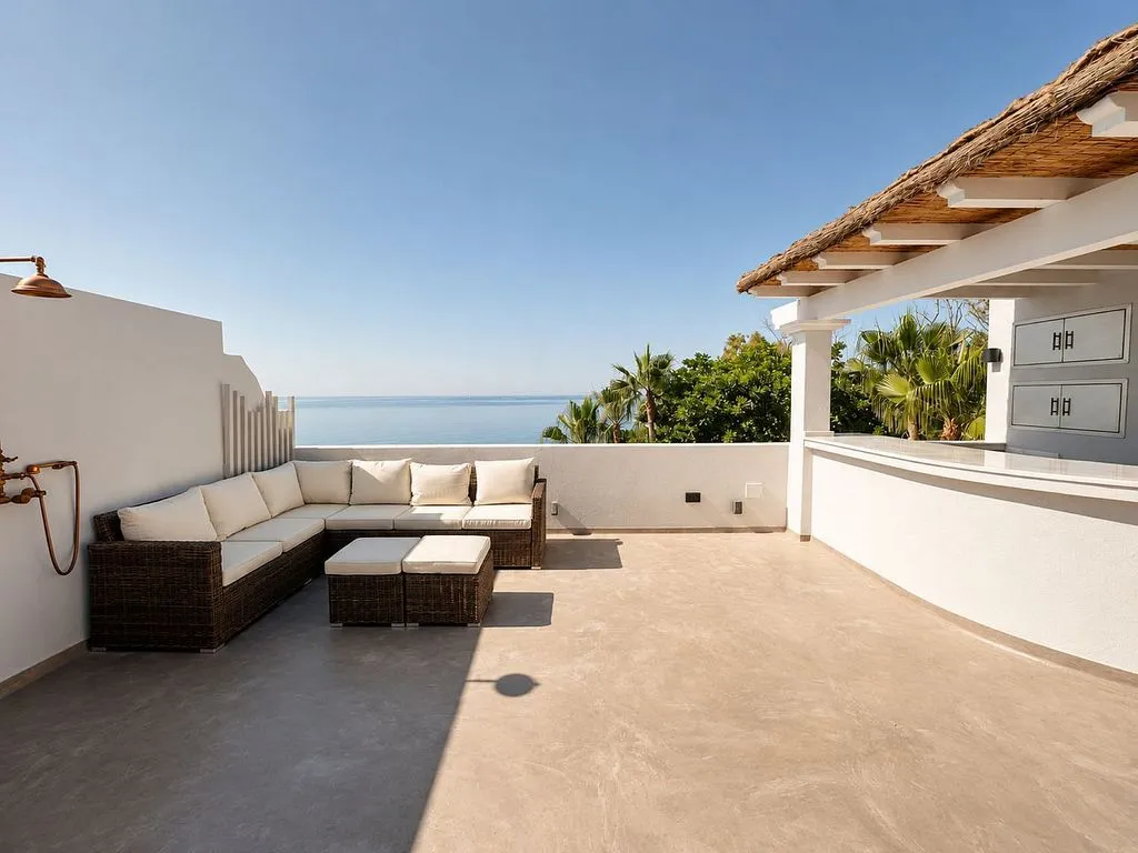 Terrazza - Duplex with Sea View and Pool in Estepona