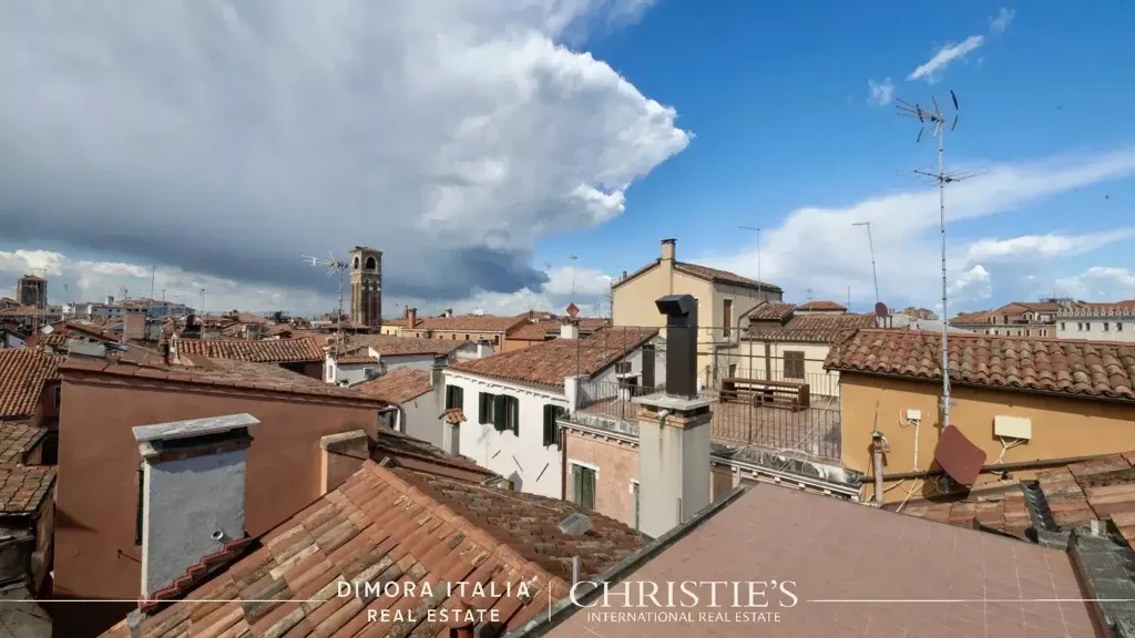 Terrasse - Penthouse with Canal View in Venice