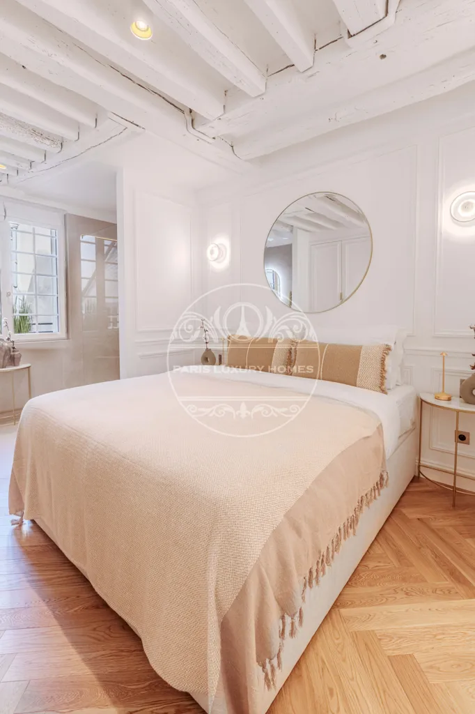 Bedrooms - Luxury Flat on Rue Saint-Honoré, Paris