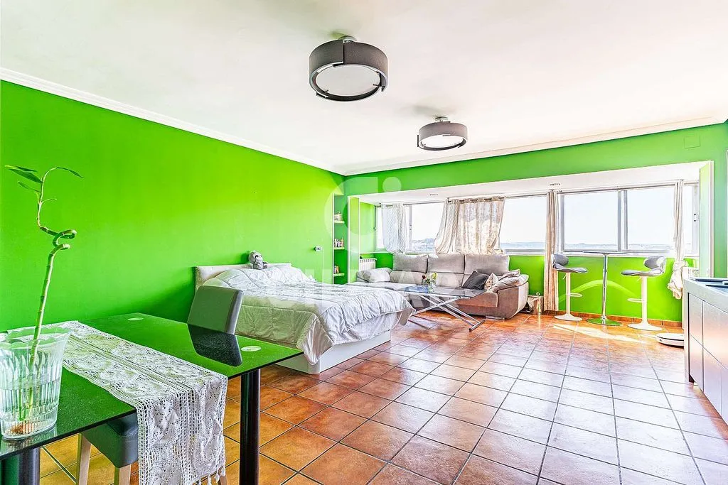 Séjour - Apartment with Terrace in Almendrales, Madrid