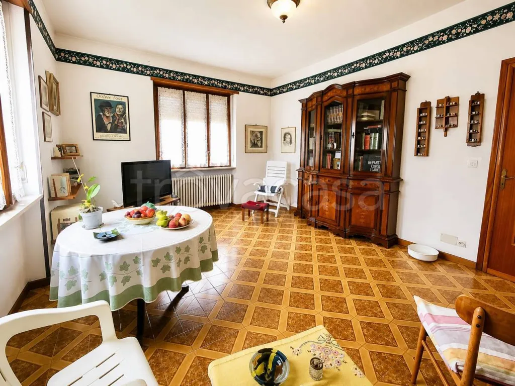 Salle à manger - Bifamiliar Villa with Private Garden in Givoletto