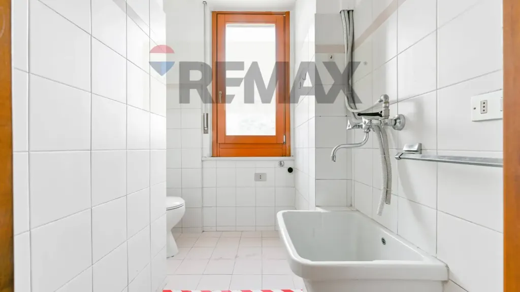 Vannitoad - Bright Three-Bedroom with Park Views in Vedano al Lambro