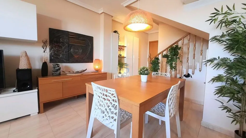 Salle à manger - Semi-detached House with Pool in Lomas de Cabo Roig