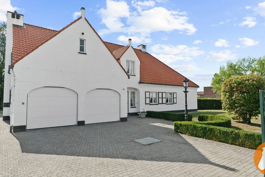 Välivaade - Equestrian Facility with Villa in Mechelen