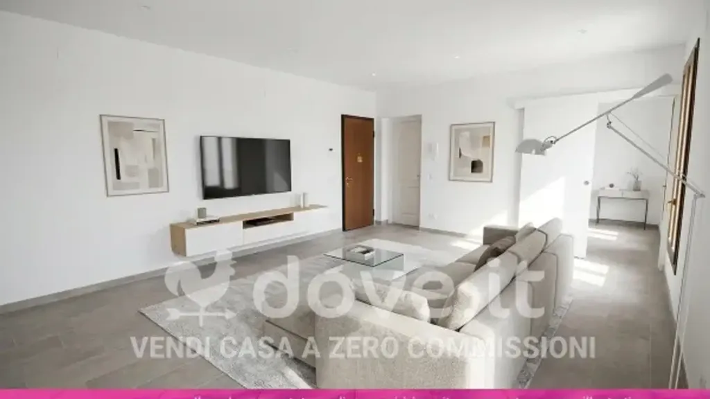 Séjour - Rustic-Style Apartment with Solar Panels in Concordia