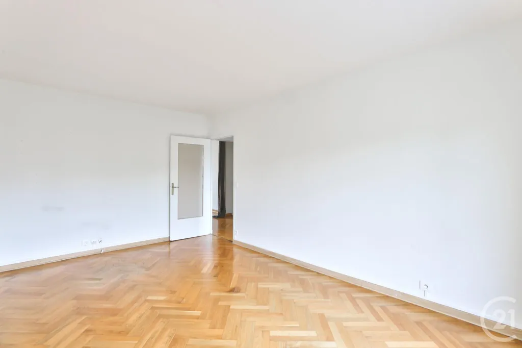 Stanze - 3-Piece Flat with Parking in Nogent-sur-Marne