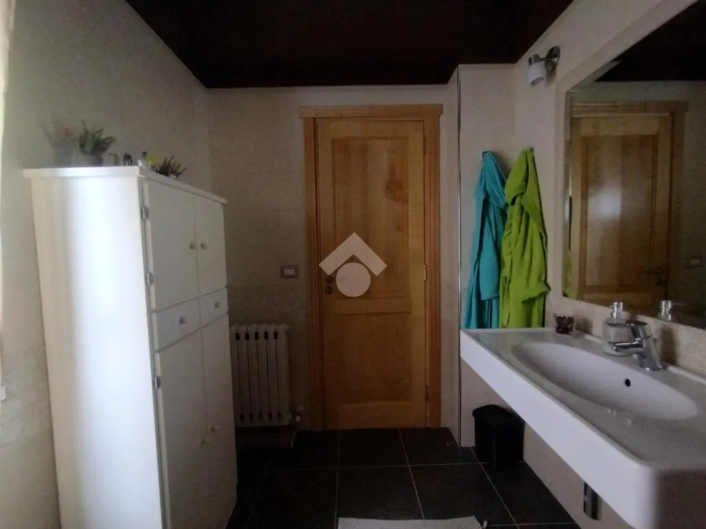 Salles de bain - Spacious Apartment with Balcony in Castrolibero