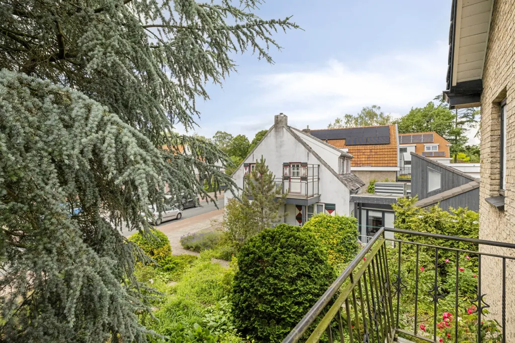 Rõdu - Free-Standing House with Garden in Breda