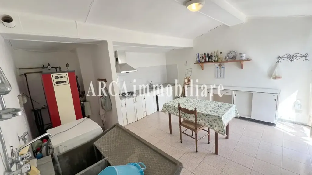 Cuisine - Rustic Casale with Panoramic Views in Camaiore