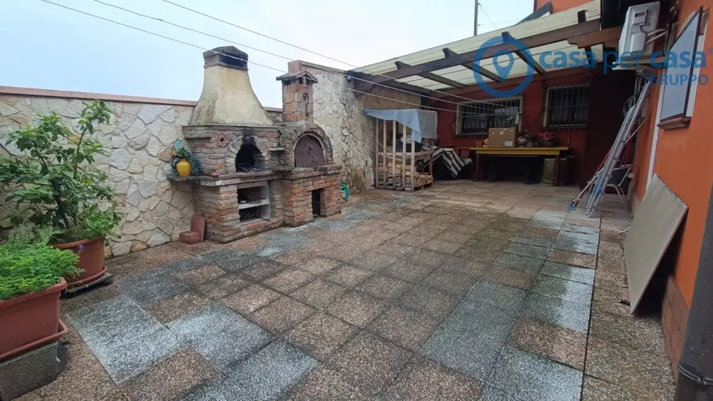 Terrasse - Rustic Villa with Garden in Lusia