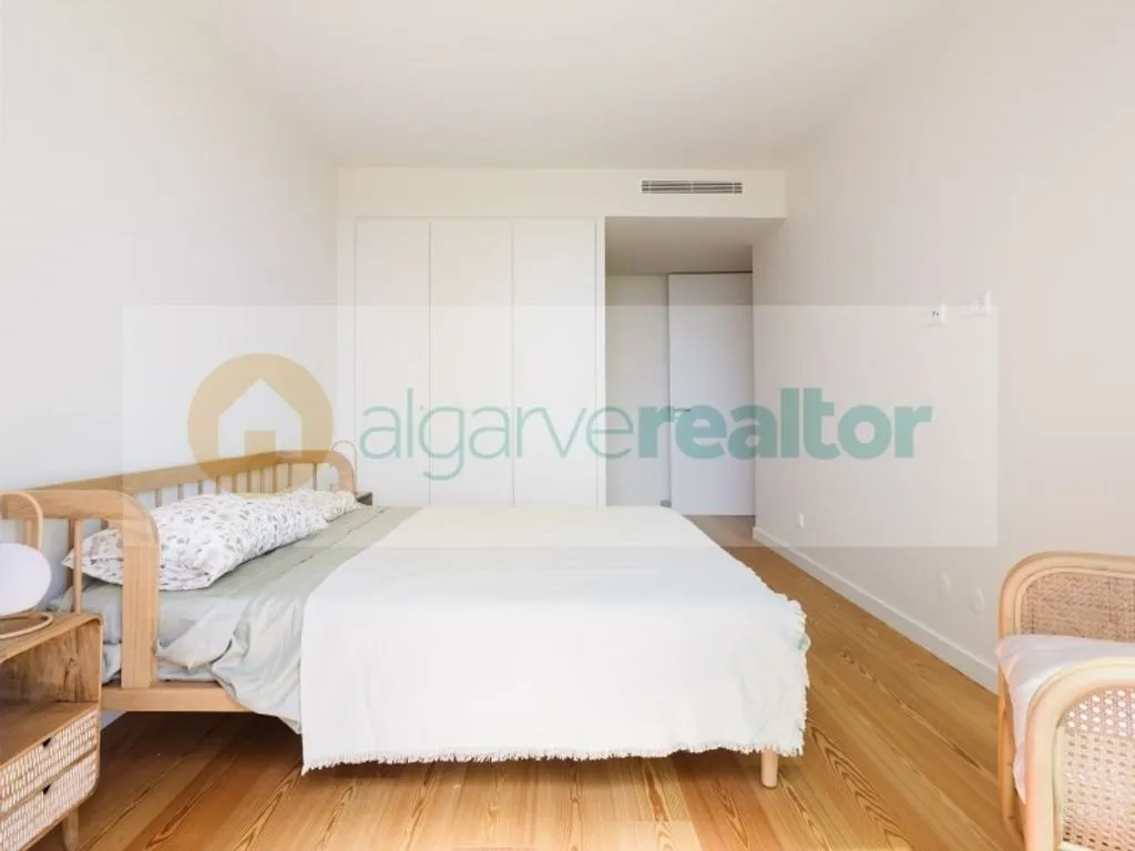 Magamistoad - 2-Bedroom Flat with Sea Views in Armacao de Pera