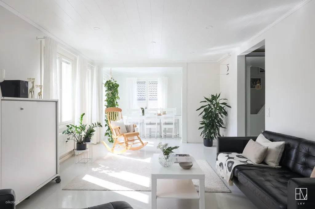 Séjour - Converted Loft with Sauna in Lempäälä