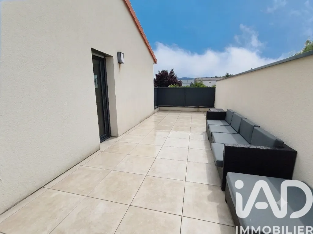 Terrasse - Villa neuve avec terrasse à Riom