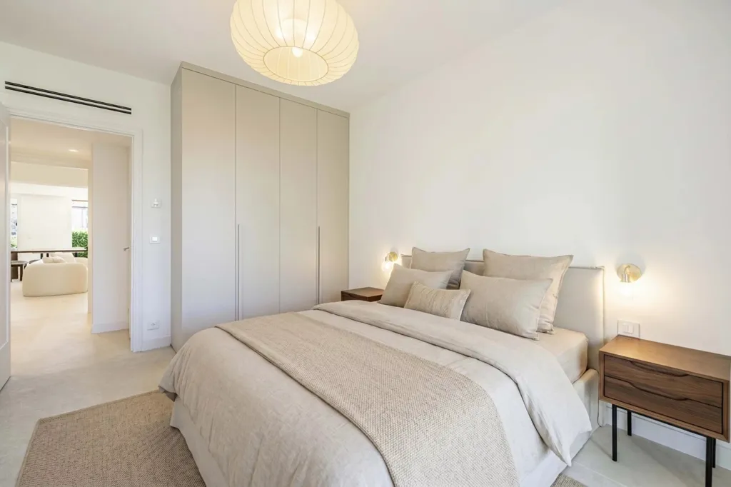 Chambres - Appartement Rénové avec Terrasse à Nice - Cimiez
