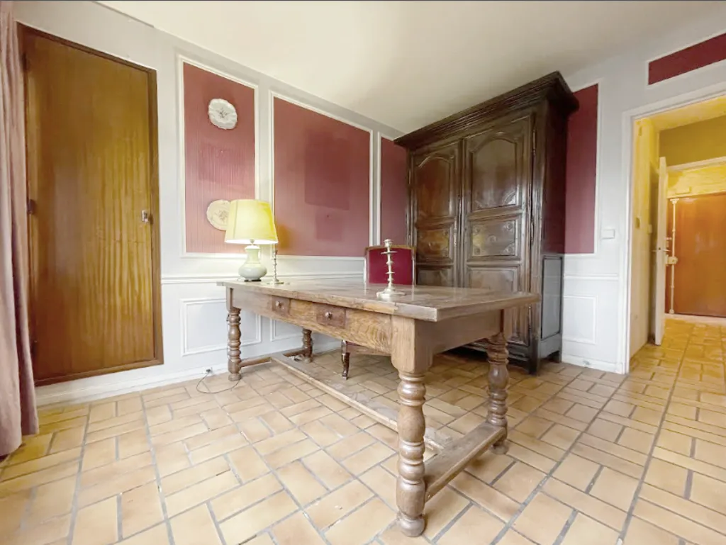 Salle à manger - Appartement avec Loggia et Vue Dégageée au Chesnay