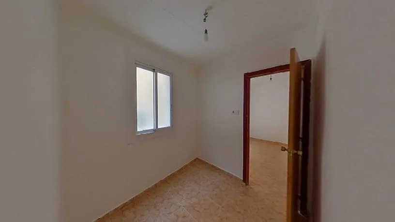 Toad - Apartment with Central Location in El Raval, Barcelona