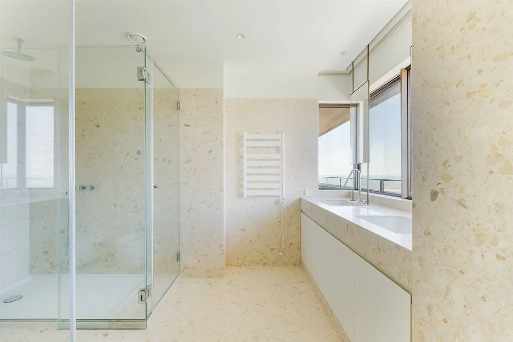 Vannitoad - Luxury Apartment with Panoramic Views in Porto