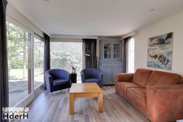 Elutuba - 3-Bedroom Chalet with Garden in Harderwijk