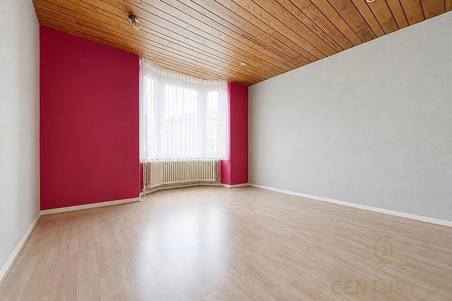 Toad - Bright 3-Bedroom Apartment in Schaerbeek