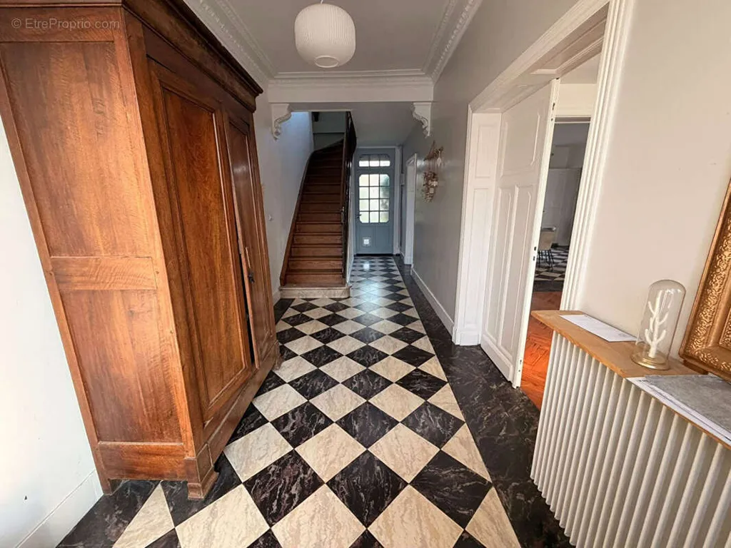 Entrée - Maison 6 pièces à Raismes