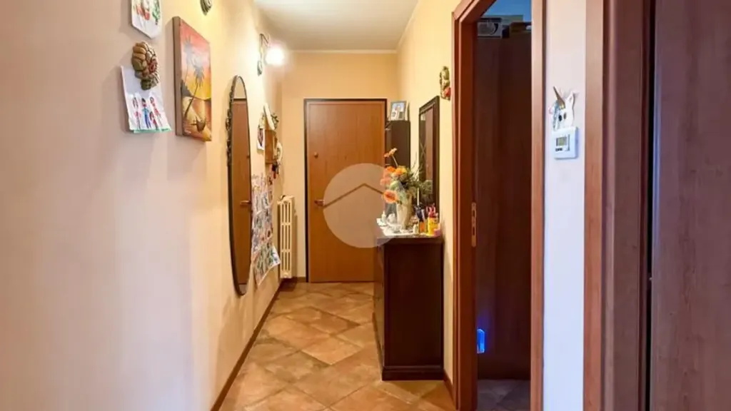 hallway_entrance
