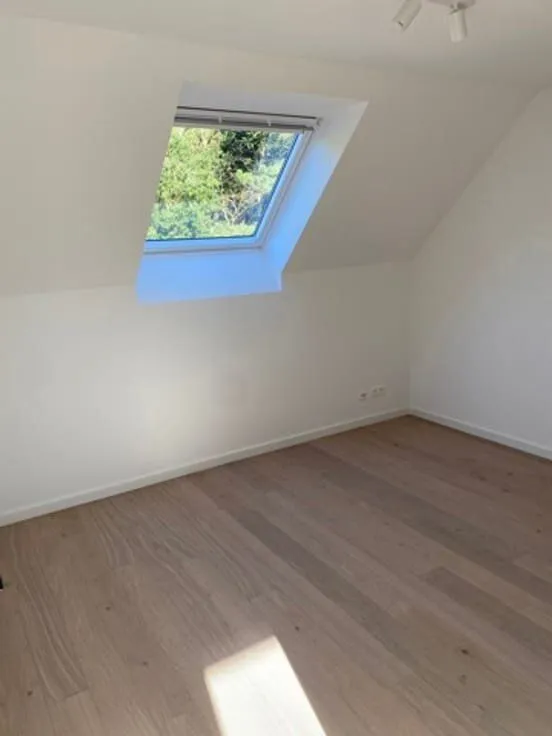 5 magamistoaga maja asukohas Wezembeek-Oppem