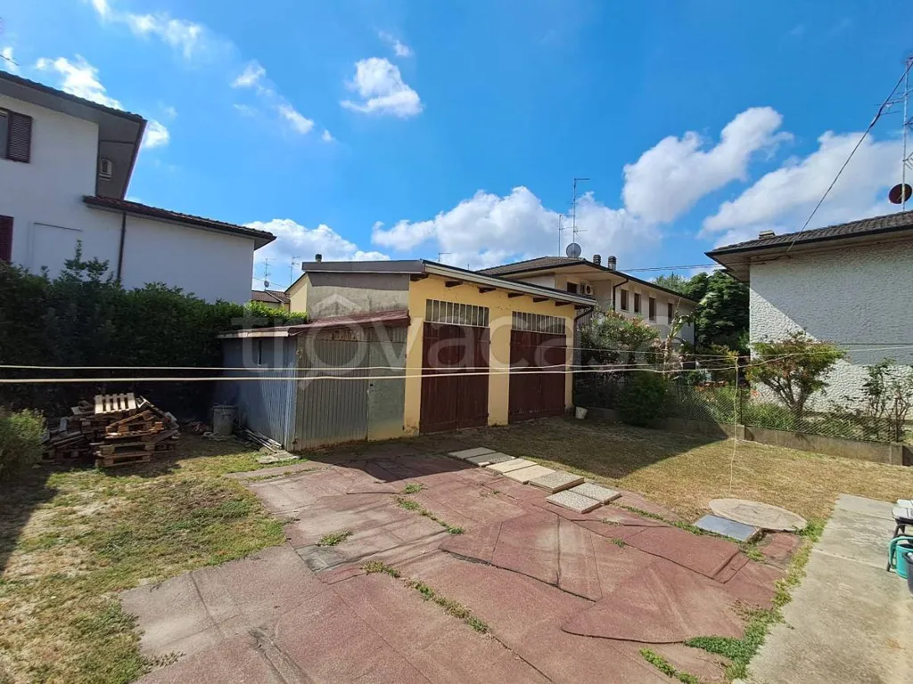 Giardino - Traditional Villa with Courtyard in Lugo