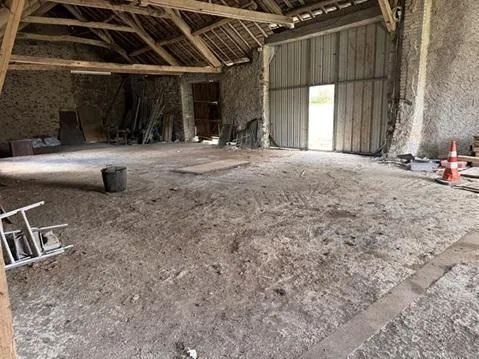Toad - Old Barn with Garage in Rodershausen