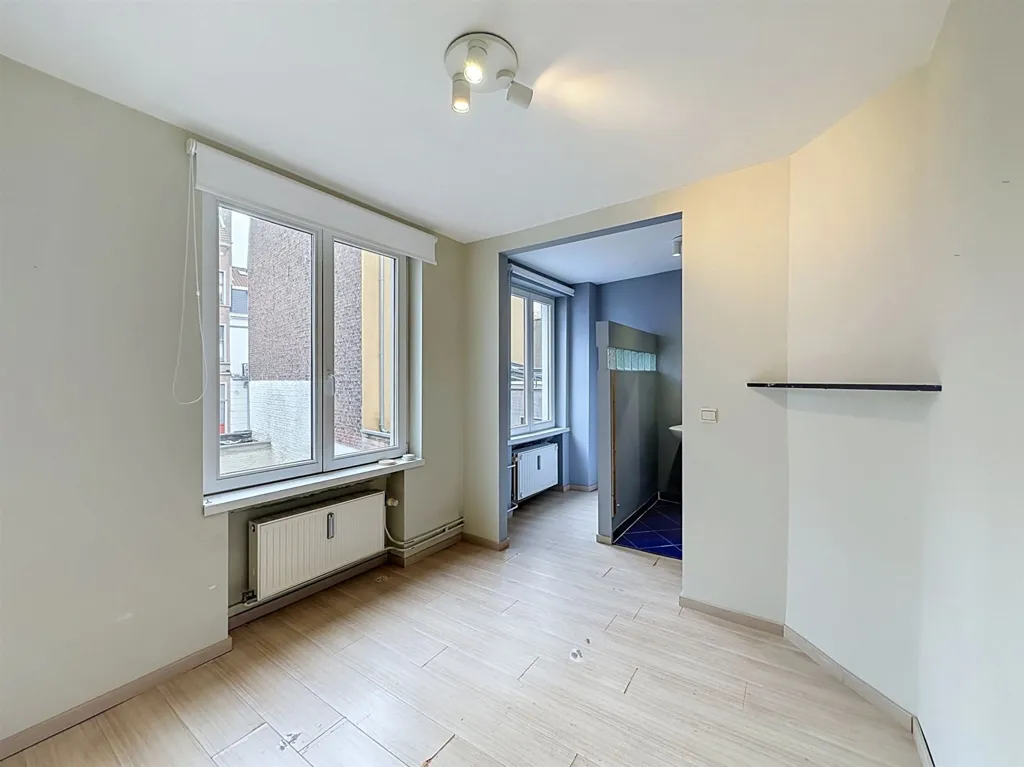 Toad - 5-Bedroom House with South Terrace in Châtelain