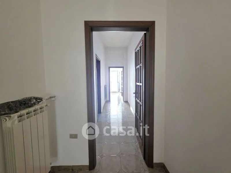 Esik - Three-Bedroom Flat with Balcony in Monteiasi