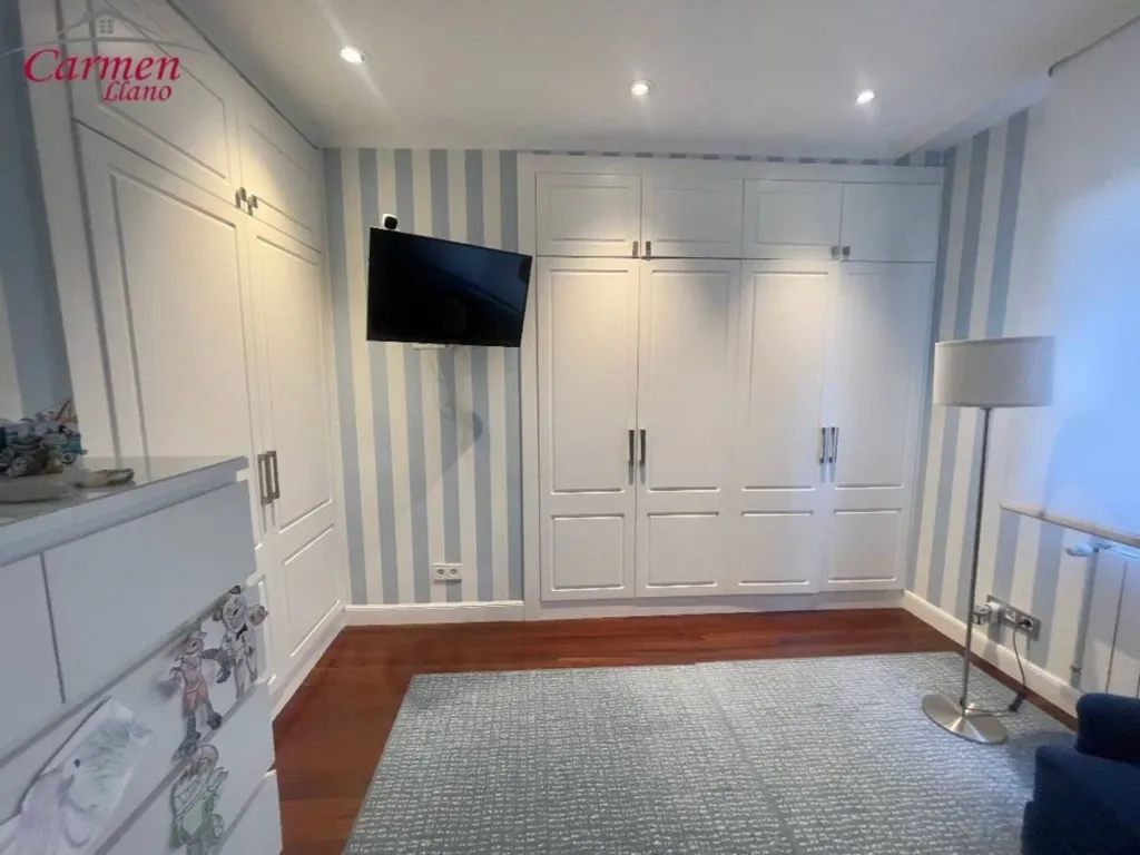 Magamistoad - Spacious Apartment with Terrace in Neguri