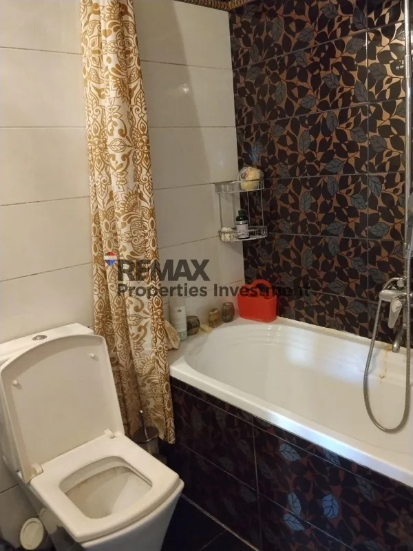 Vannitoad - Apartment with Garden in Nea Erythraia