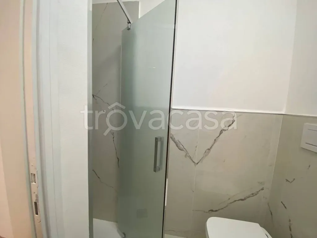 Salles de bain - Rearranged Apartment with Private Parking in Fano