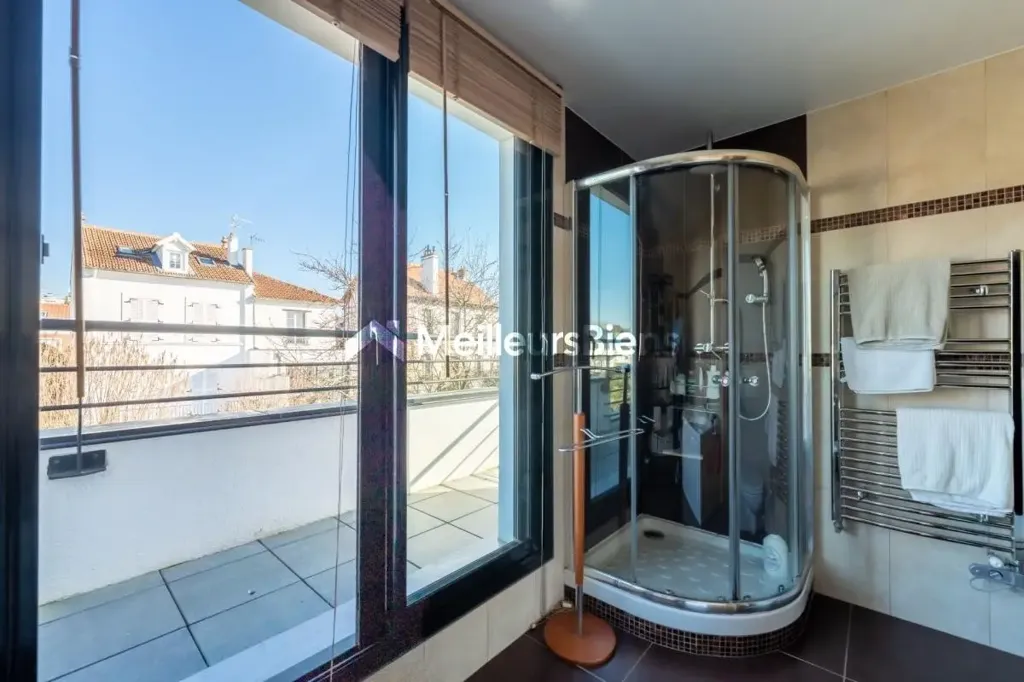 Vannitoad - Architect-Designed Home with Garden in Saint-Cloud