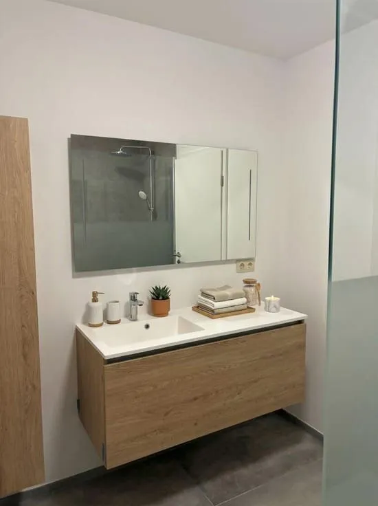 Salles de bain - Appartement à Bastogne, Rue des Trinitaires