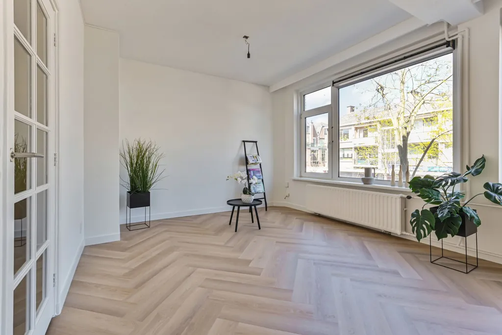 3-toaline korter asukohas Den Haag