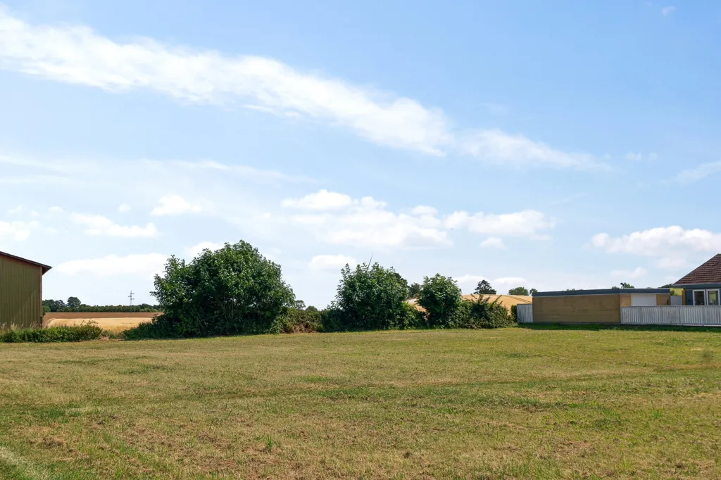 Aed - Year-Round Plot with 5G Coverage in Tranekær