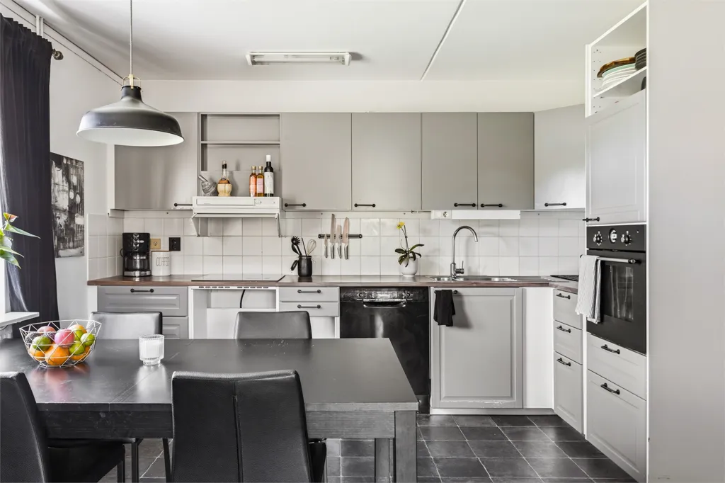 Cuisine - Modern Flat with South-West Terrace in Munkhagsgatan