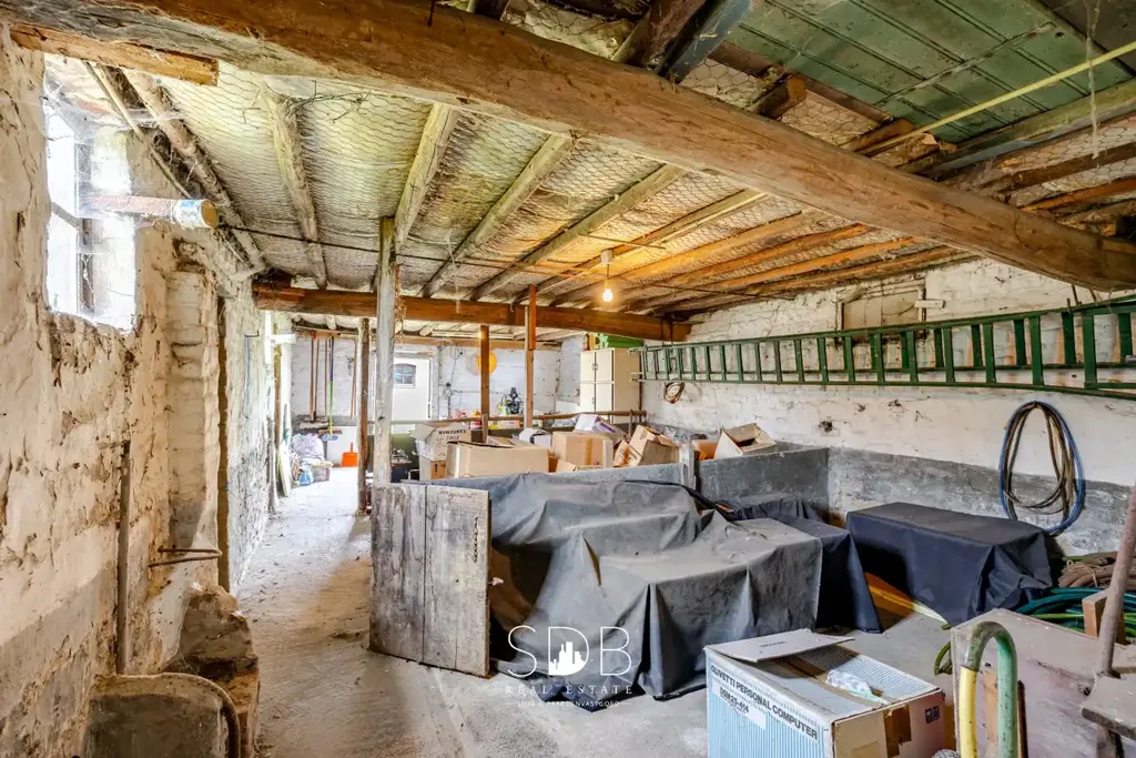 Pièces - Hoeve Authentique avec Grasland à Waregem