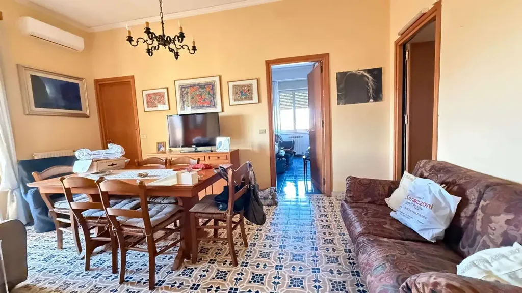 Appartement 10 pièces à IT